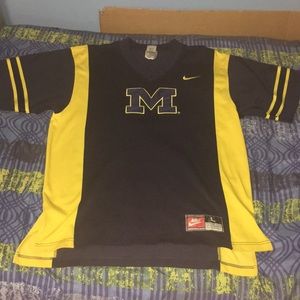 Michigan state football warm up